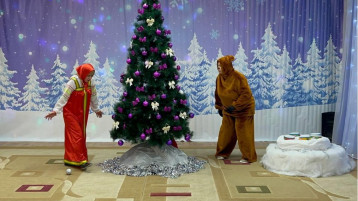 Новогодний утренник «Маша и Медведь» в средней группе «Пчелки» Новогодний утренник «Маша и Медведь» в средней группе «Пчелки».