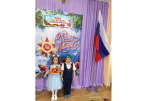дети с наградами своих прадедов дети с наградами своих прадедов.